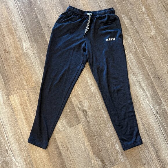 Adidas Jogger - Picture 1 of 3